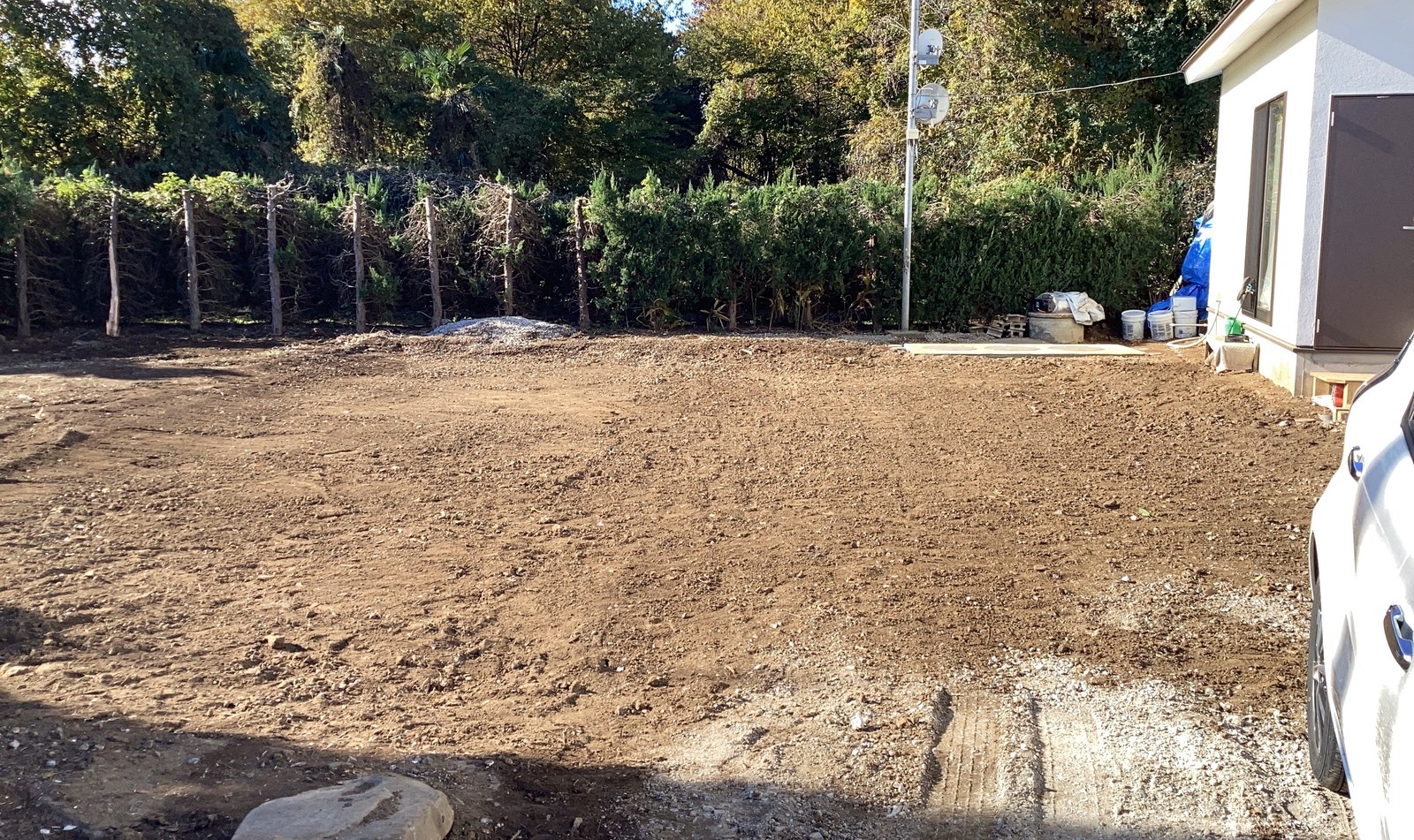 【実例】猫と暮らす仮住まい難民を救った6坪木造ハウス！単独浄化槽の合併補助金入替 ➜ 仮住まい ➜ 建て替え ➜ 事務所転用まで、行政事前調整で完遂した全記録（埼玉県日高市） - 木造ガレージ・大型倉庫 施工実例・3D完成パース（埼玉県 鶴ヶ島市・川越市・鳩山町・狭山市 株式会社 住ま居る）